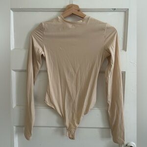 SKIMS Fits Everybody Long Sleeve Bodysuit